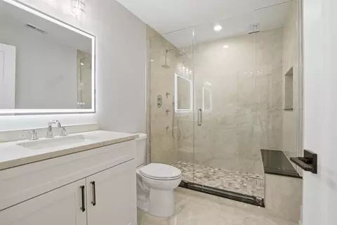 Bath - 14067 Rosemary Ln, Saint John, IN 46373 photo 1 of 8