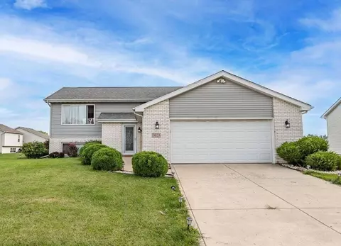 3023 W 63rd Ln, Merrillville, IN 46410