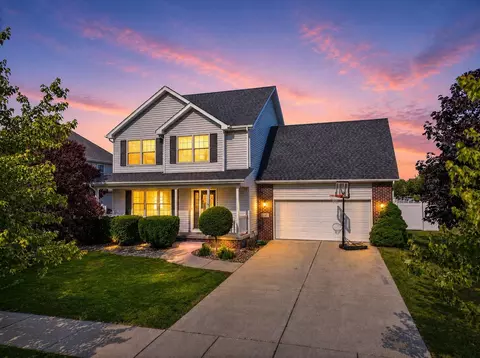 401 Krinbill Ln, Crown Point, IN 46307