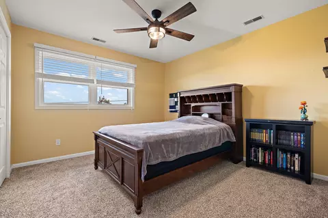 Bedroom - 4489 E 101st Ave, Crown Point, IN 46307 photo 4 of 6