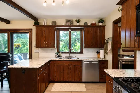 Kitchen - 11745 S Oakridge Dr, Saint John, IN 46373 photo 1 of 3