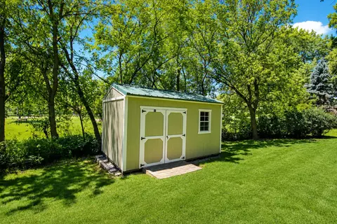 Exterior - 11745 S Oakridge Dr, Saint John, IN 46373 photo 11 of 17