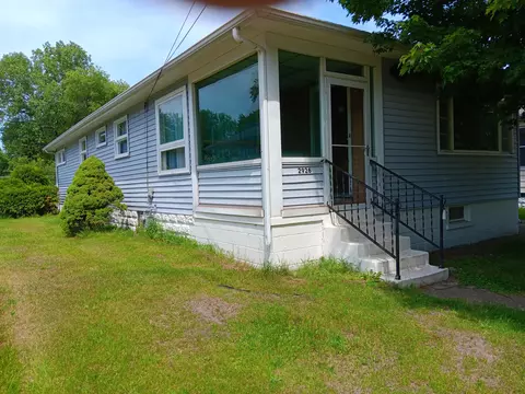 2696 W Old Ridge Rd, Hobart, IN 46342