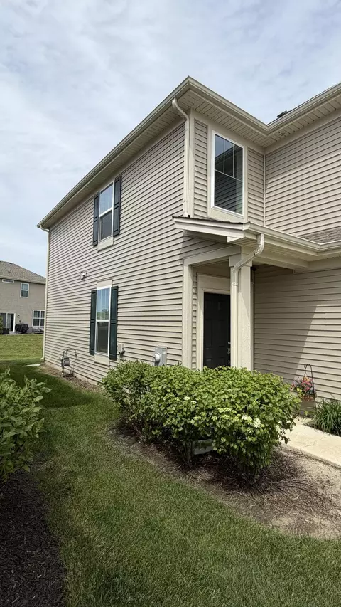 Exterior - 1780 E 110th Pl, Crown Point, IN 46307 photo 2 of 3