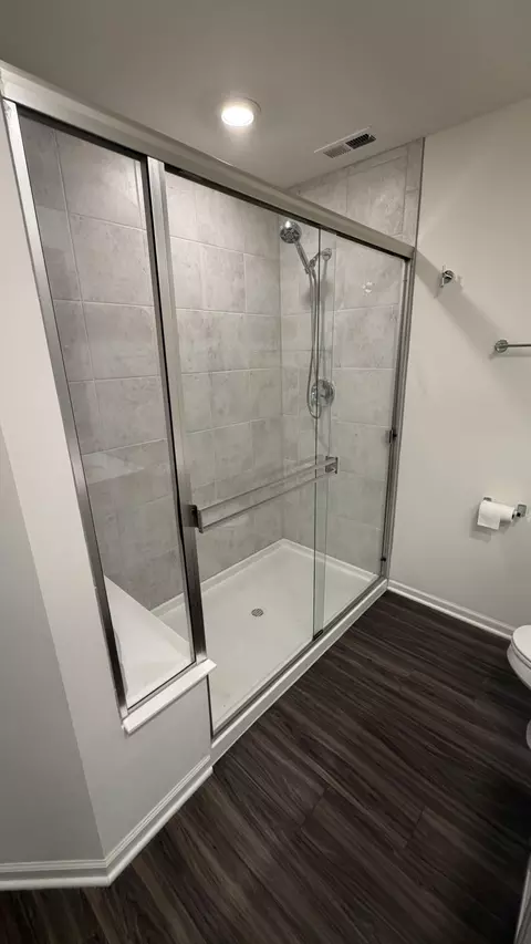 Bath - 1780 E 110th Pl, Crown Point, IN 46307 photo 1 of 4