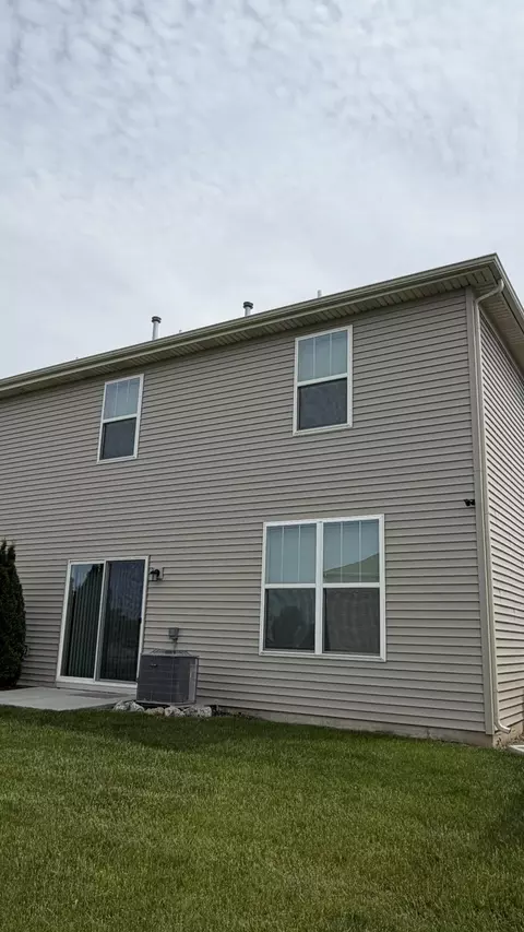 Exterior - 1780 E 110th Pl, Crown Point, IN 46307 photo 3 of 3
