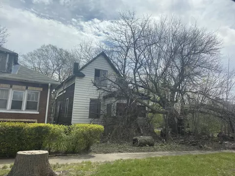 861 Carolina St, Gary, IN 46402 photo 2