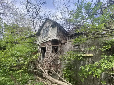 861 Carolina St, Gary, IN 46402 photo 3