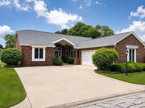 3519 Bob White Cir, Valparaiso, IN 46383