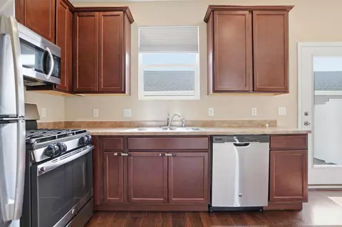 Kitchen - 11351 Rhode Island St, Crown Point, IN 46307 photo 1 of 3