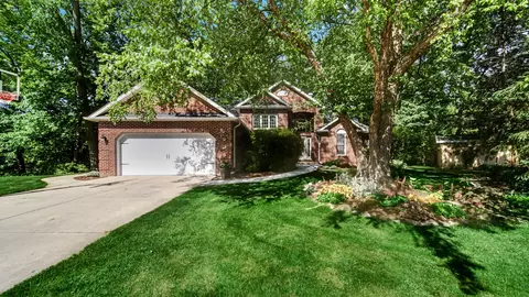 2400 E 9th Pl, Hobart, IN 46342