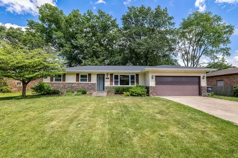 2853 Teresa St, Portage, IN 46368