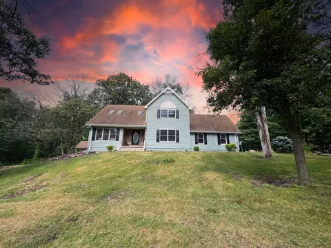 9710 W Rustic Dr, De Motte, IN 46310