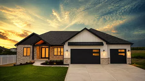 10161 Springlake Rd, Saint John, IN 46373