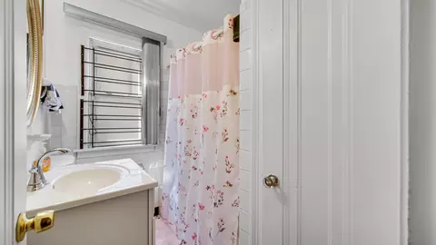 Bath - 243 Taft Pl, Gary, IN 46404 photo 1 of 1