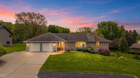5634 W Wilmens Trl, La Porte, IN 46350