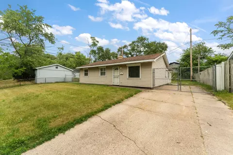 Exterior - 1021 Hamilton Pl, Gary, IN 46403 photo 2 of 6