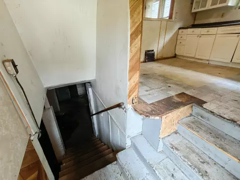 Entry Way - 1154 Hendricks St, Gary, IN 46404 photo 1 of 1