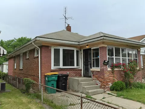 Exterior - 1154 Hendricks St, Gary, IN 46404 photo 3 of 8