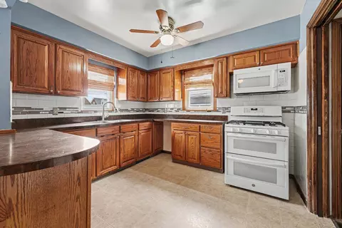 Kitchen - 2111 Stanton Ave, Whiting, IN 46394 photo 1 of 1