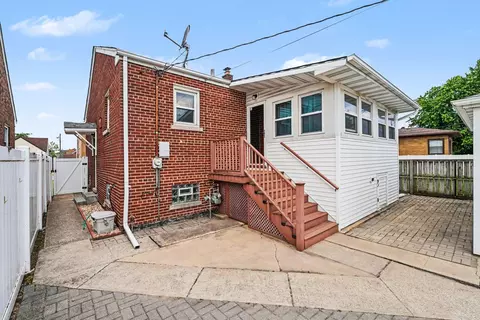 Exterior - 2111 Stanton Ave, Whiting, IN 46394 photo 3 of 5