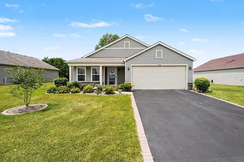Exterior - 11742 Carolina St, Crown Point, IN 46307 photo 4 of 4