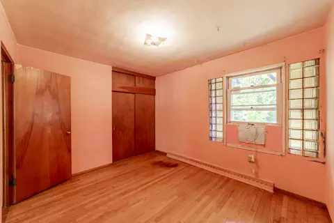Bedroom - 8570 Mattson Dr, Saint John, IN 46373 photo 8 of 11
