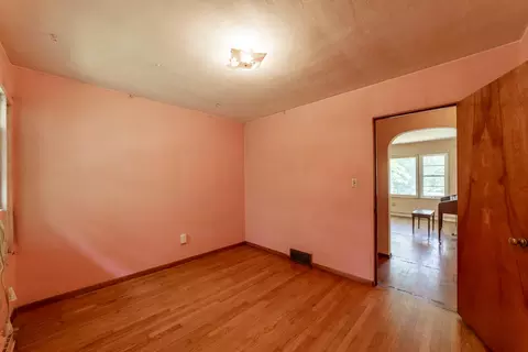 Bedroom - 8570 Mattson Dr, Saint John, IN 46373 photo 5 of 11