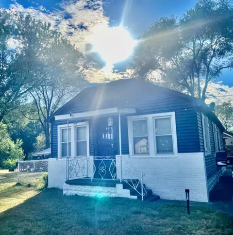 1166 Mount St, Gary, IN 46406