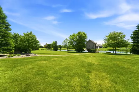 Exterior - 4941 E 107th Ct, Crown Point, IN 46307 photo 6 of 10