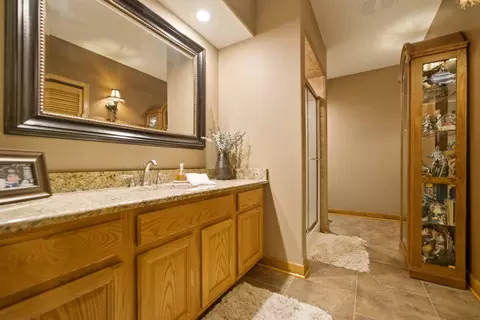 Bath - 4941 E 107th Ct, Crown Point, IN 46307 photo 1 of 6