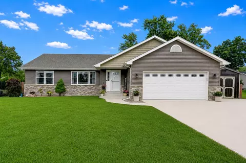 14215 Fairbanks St, Cedar Lake, IN 46303