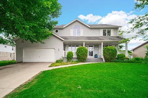 10031 Northcote Ct, Saint John, IN 46373