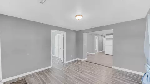 Entry Way - 1977 W 47th Ave, Gary, IN 46408 photo 2 of 2