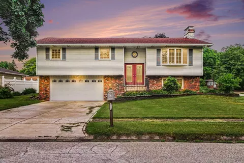 2036 Jackson St, Portage, IN 46368