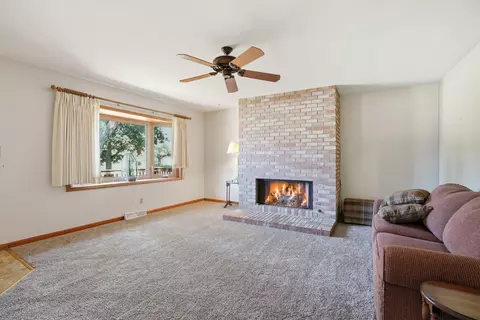 Living - 613 E Ash Pl, Griffith, IN 46319 photo 1 of 2