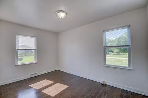 Bedroom - 1450 W 35th Ave, Gary, IN 46408 photo 5 of 5