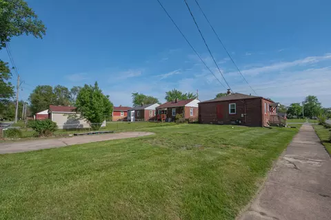 Exterior - 1450 W 35th Ave, Gary, IN 46408 photo 2 of 4