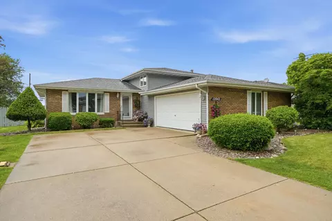 12042 W 103rd Ct, Saint John, IN 46373