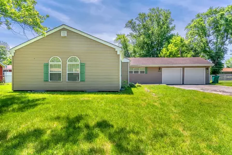 605 E 53rd Ave, Merrillville, IN 46410