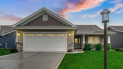 9056 Grindel Pl, Cedar Lake, IN 46303