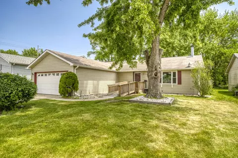 7107 Lindberg Ave, Hammond, IN 46323
