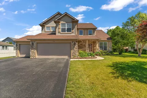 1356 Silver Fern Ln, Schererville, IN 46375