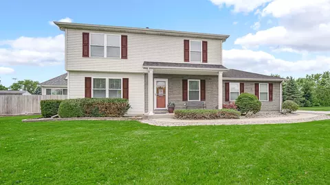 236 Kimrich Cir, Valparaiso, IN 46385
