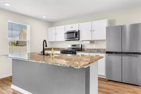 Kitchen - 615 Ensign Pl, Hebron, IN 46341 photo 1 of 2