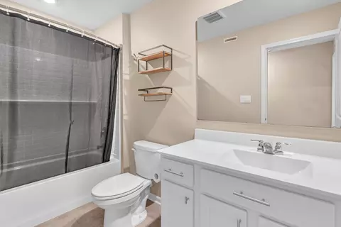 Bath - 615 Ensign Pl, Hebron, IN 46341 photo 2 of 2