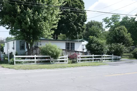 Exterior - 501 E Culver Rd, Knox, IN 46534 photo 2 of 9
