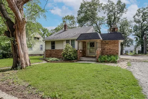131 N Harvey St, Griffith, IN 46319