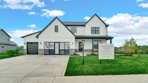 3105 Whispering Brook Ln, Valparaiso, IN 46385