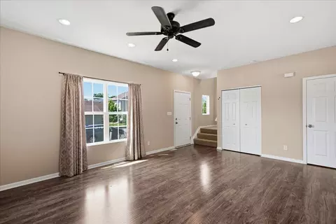 Living - 2549 W 127th Ave, Crown Point, IN 46307 photo 2 of 2